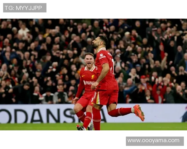 足总杯激战莱比锡大胜曼联补时进球引发争议判罚全场沸腾